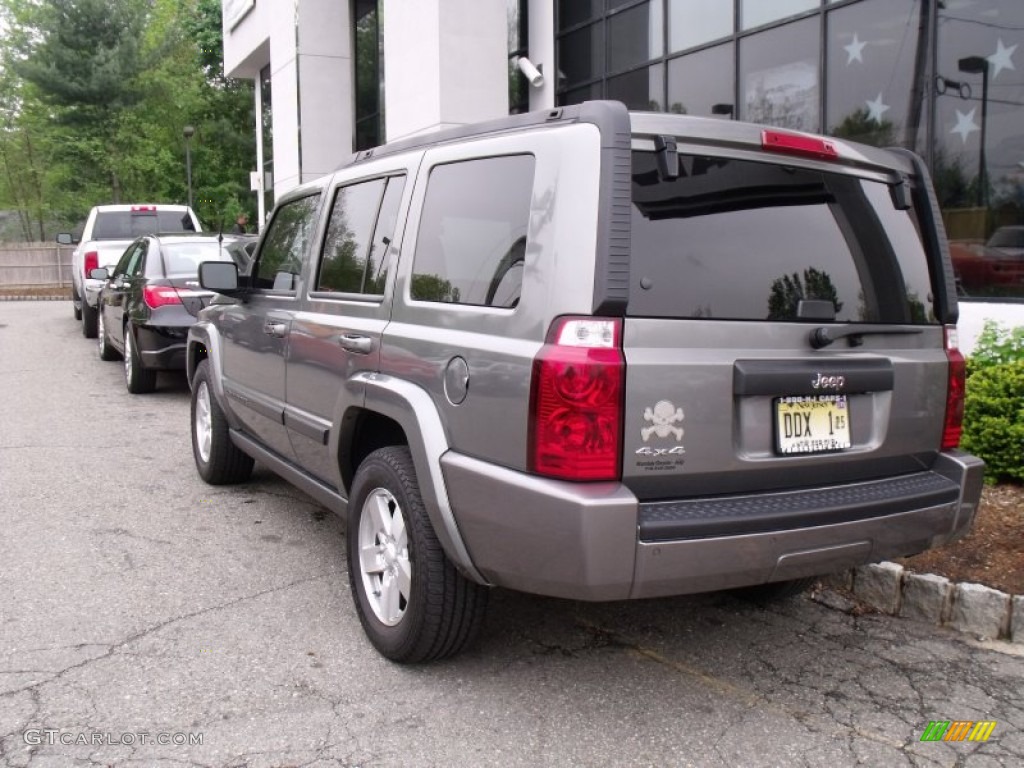 2007 Commander Sport 4x4 - Mineral Gray Metallic / Medium Slate Gray photo #3