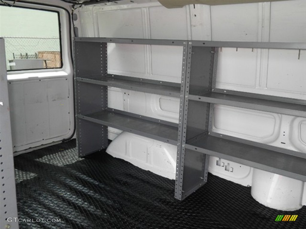 2005 Astro Cargo Van - Summit White / Medium Gray photo #13