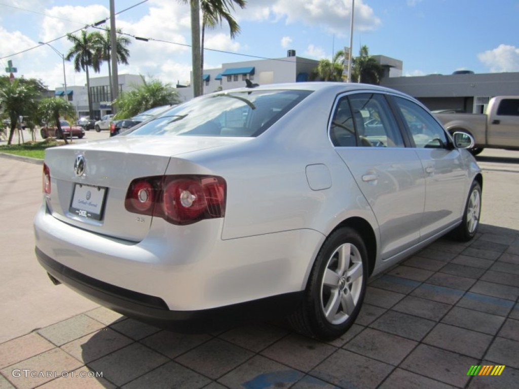 2009 Jetta SE Sedan - Reflex Silver Metallic / Art Grey photo #5