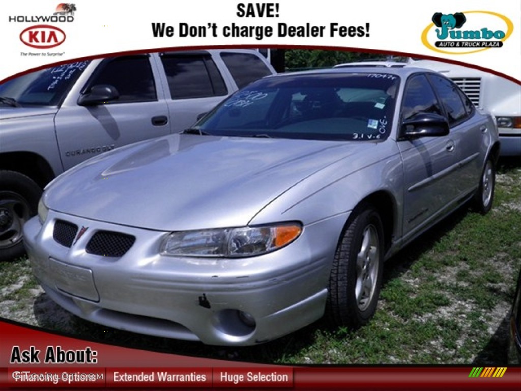 2002 Grand Prix SE Sedan - Galaxy Silver Metallic / Graphite photo #1