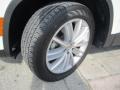 Candy White - Tiguan SE Photo No. 13