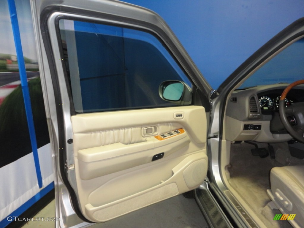 2001 QX4 4x4 - Titanium Metallic / Stone Beige photo #11