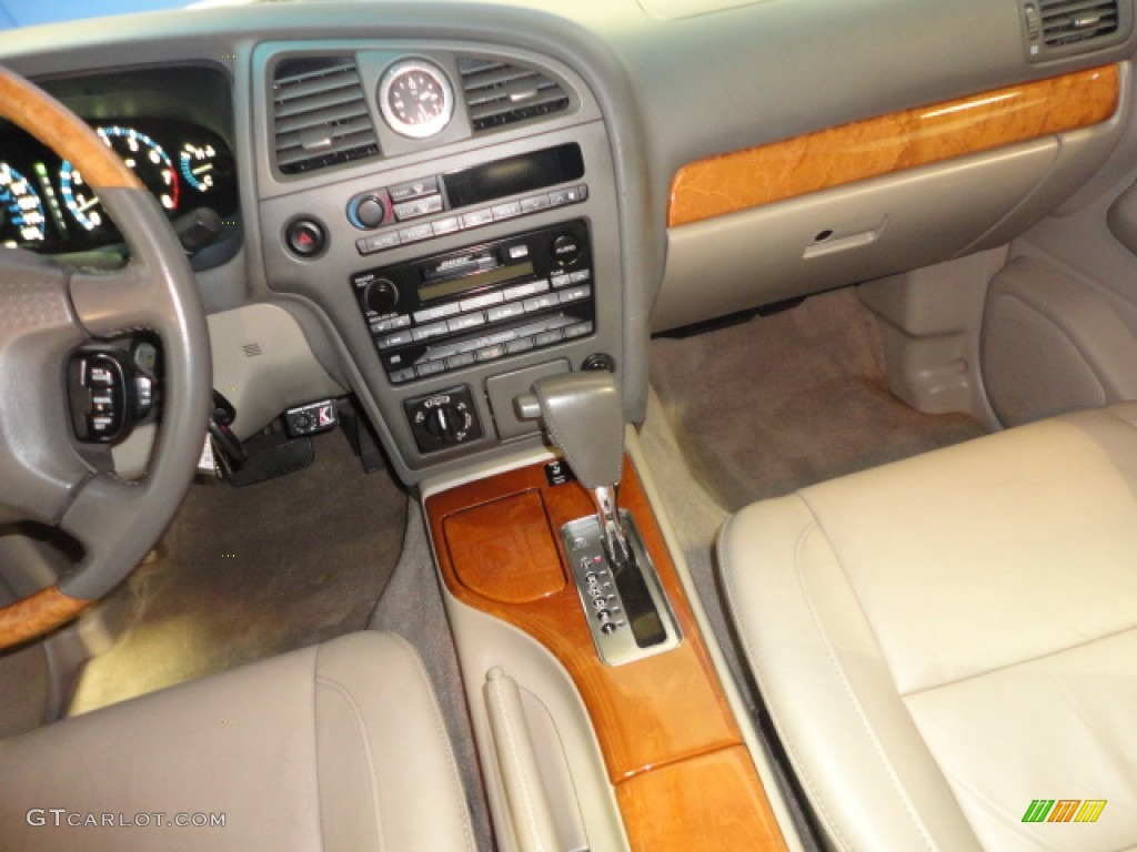 2001 QX4 4x4 - Titanium Metallic / Stone Beige photo #16