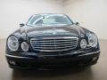 Black - E 320 Sedan Photo No. 3