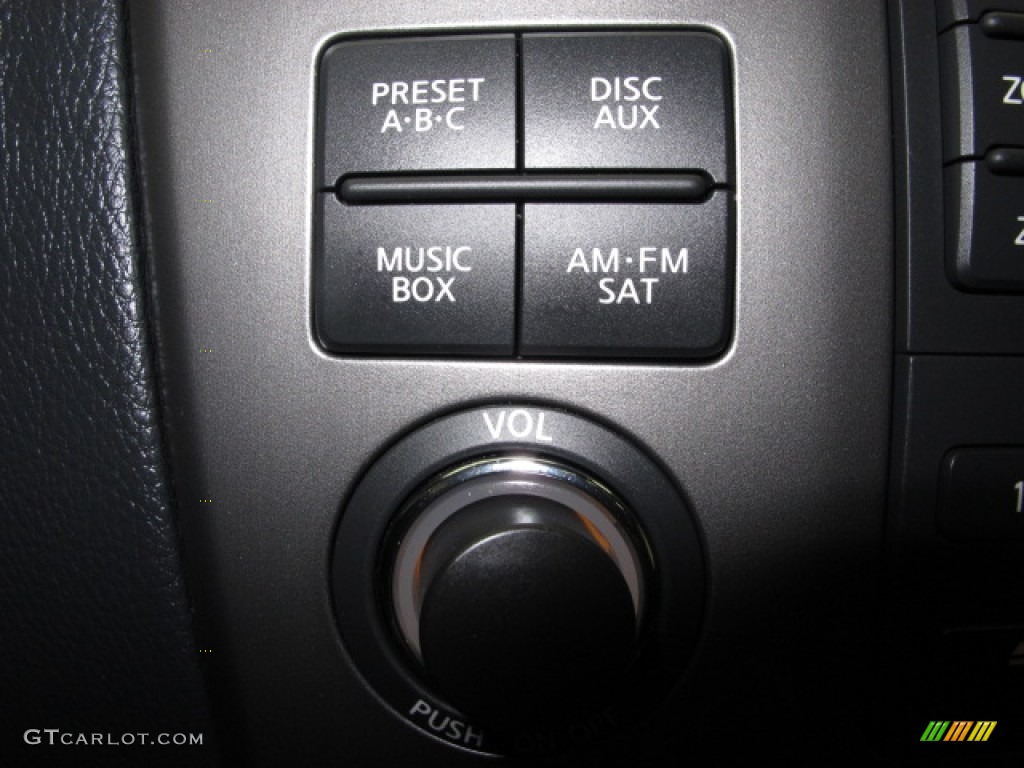 2009 Nissan Armada SE 4WD Controls Photo #64752405