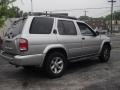 Chrome Silver Metallic - Pathfinder SE 4x4 Photo No. 12
