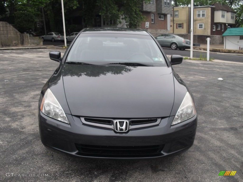 2004 Accord LX Sedan - Graphite Pearl / Gray photo #5