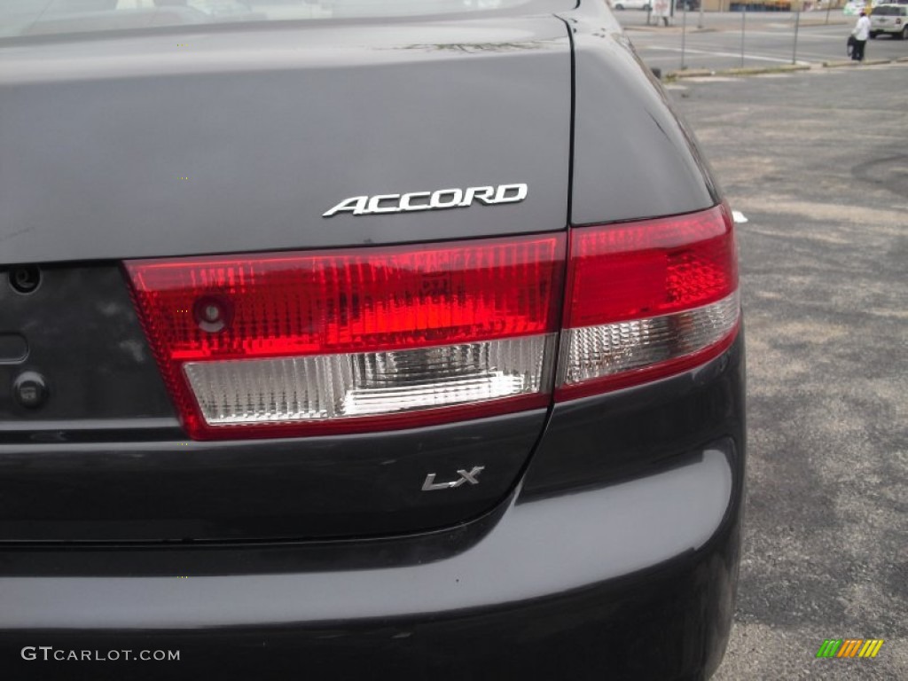 2004 Accord LX Sedan - Graphite Pearl / Gray photo #13