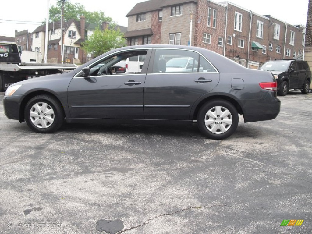 2004 Accord LX Sedan - Graphite Pearl / Gray photo #17