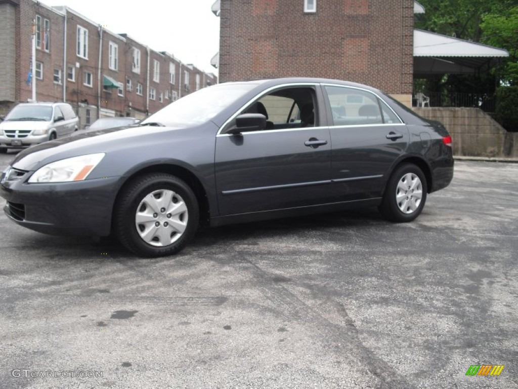 2004 Accord LX Sedan - Graphite Pearl / Gray photo #18