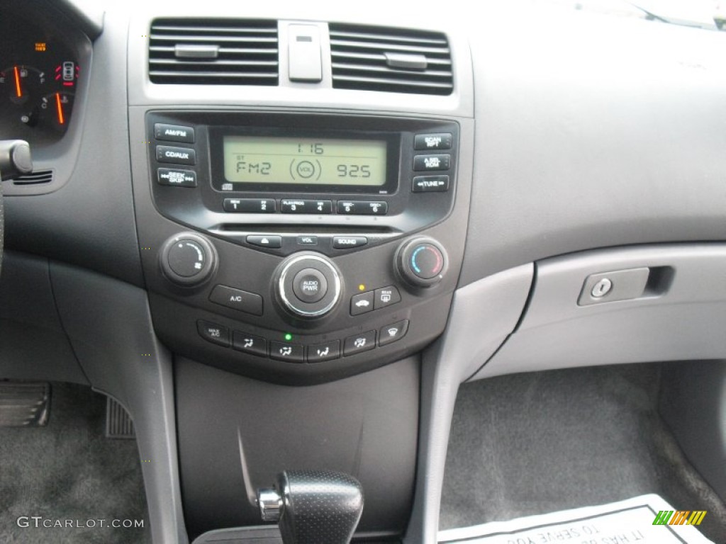 2004 Accord LX Sedan - Graphite Pearl / Gray photo #64