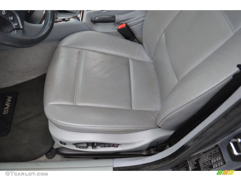2004 3 Series 330i Sedan - Silver Grey Metallic / Grey photo #4