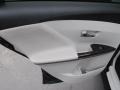 Black - Venza I4 Photo No. 15