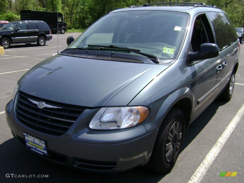 2006 Town & Country  - Magnesium Pearl / Medium Slate Gray photo #1