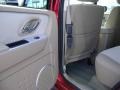 Vivid Red Metallic - Mariner Convenience Photo No. 19