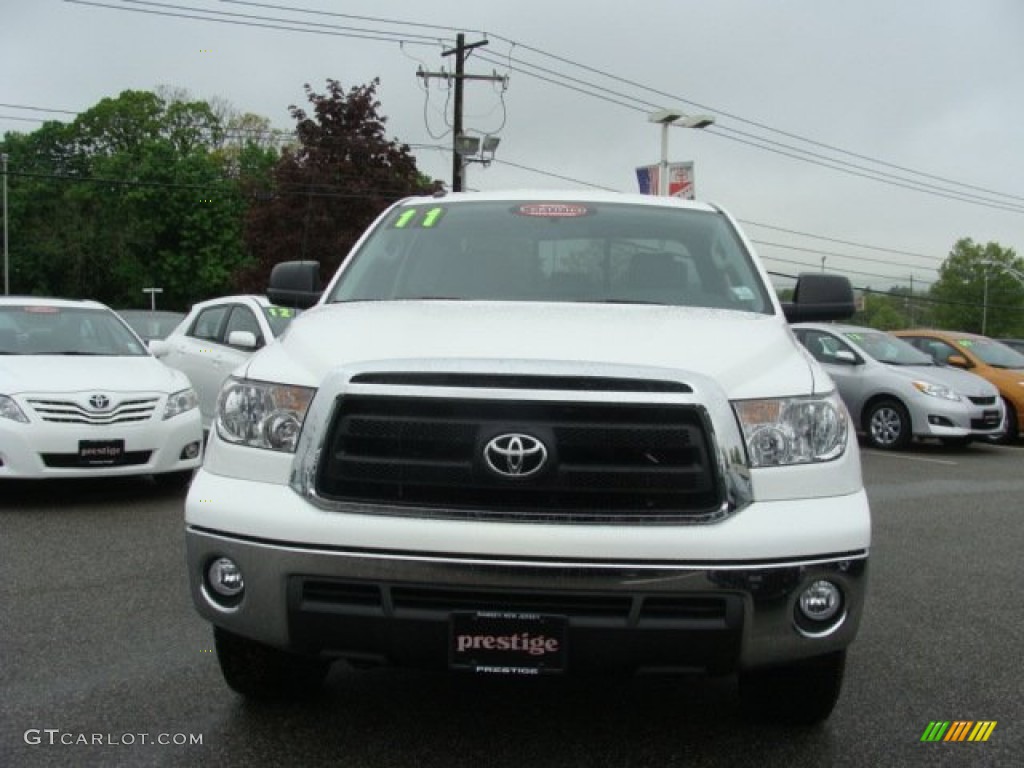 2011 Tundra TRD Double Cab 4x4 - Super White / Graphite Gray photo #2