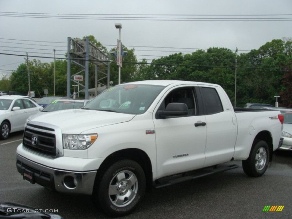 2011 Tundra TRD Double Cab 4x4 - Super White / Graphite Gray photo #3