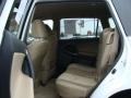 Super White - RAV4 V6 4WD Photo No. 13