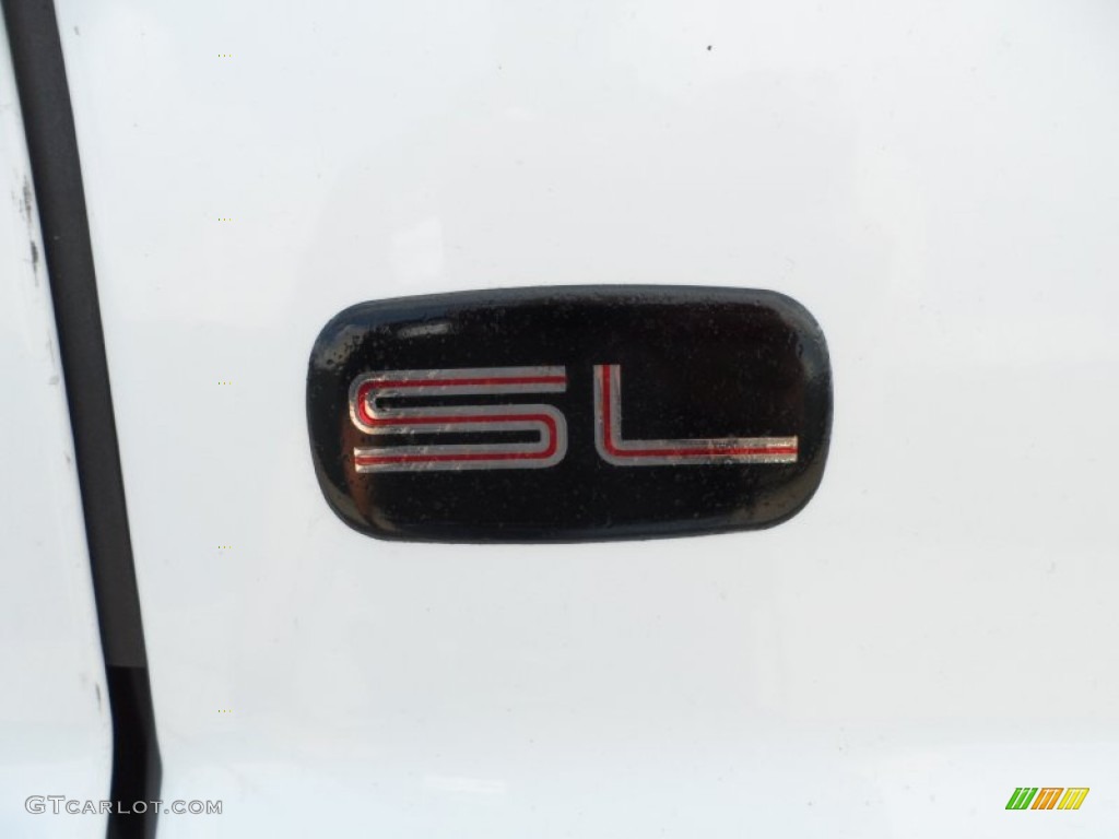 2000 GMC Sierra 1500 SL Regular Cab Marks and Logos Photo #64772623