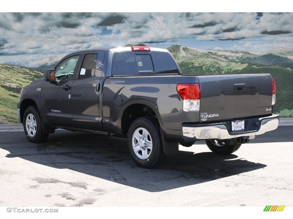 2012 Tundra Double Cab 4x4 - Magnetic Gray Metallic / Graphite photo #2