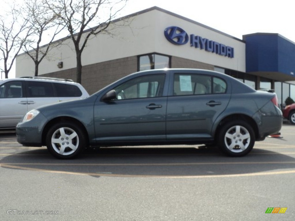 2005 Cobalt Sedan - Blue Granite Metallic / Gray photo #6