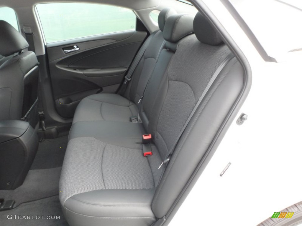 2013 Sonata SE - Shimmering White / Black photo #20