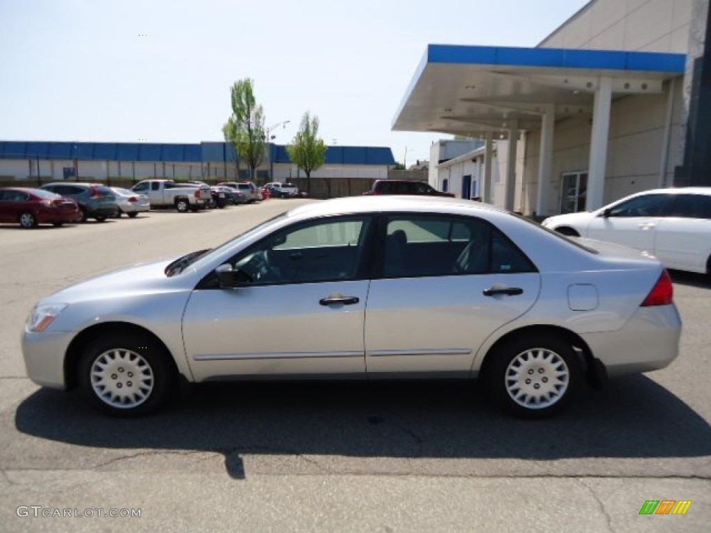 2007 Accord Value Package Sedan - Alabaster Silver Metallic / Gray photo #2