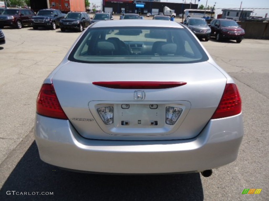 2007 Accord Value Package Sedan - Alabaster Silver Metallic / Gray photo #4