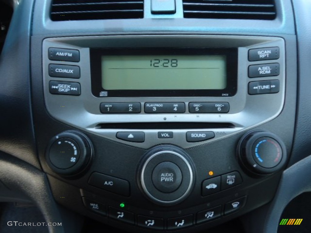 2007 Accord Value Package Sedan - Alabaster Silver Metallic / Gray photo #19