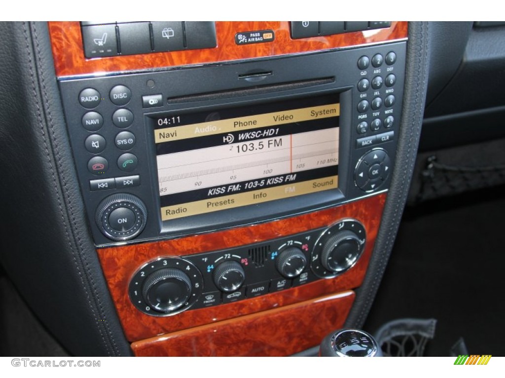 2011 Mercedes-Benz G 55 AMG Controls Photo #64783080