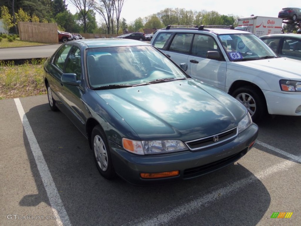 1996 Accord LX Sedan - Dark Eucalyptus Green Pearl Metallic / Gray photo #1