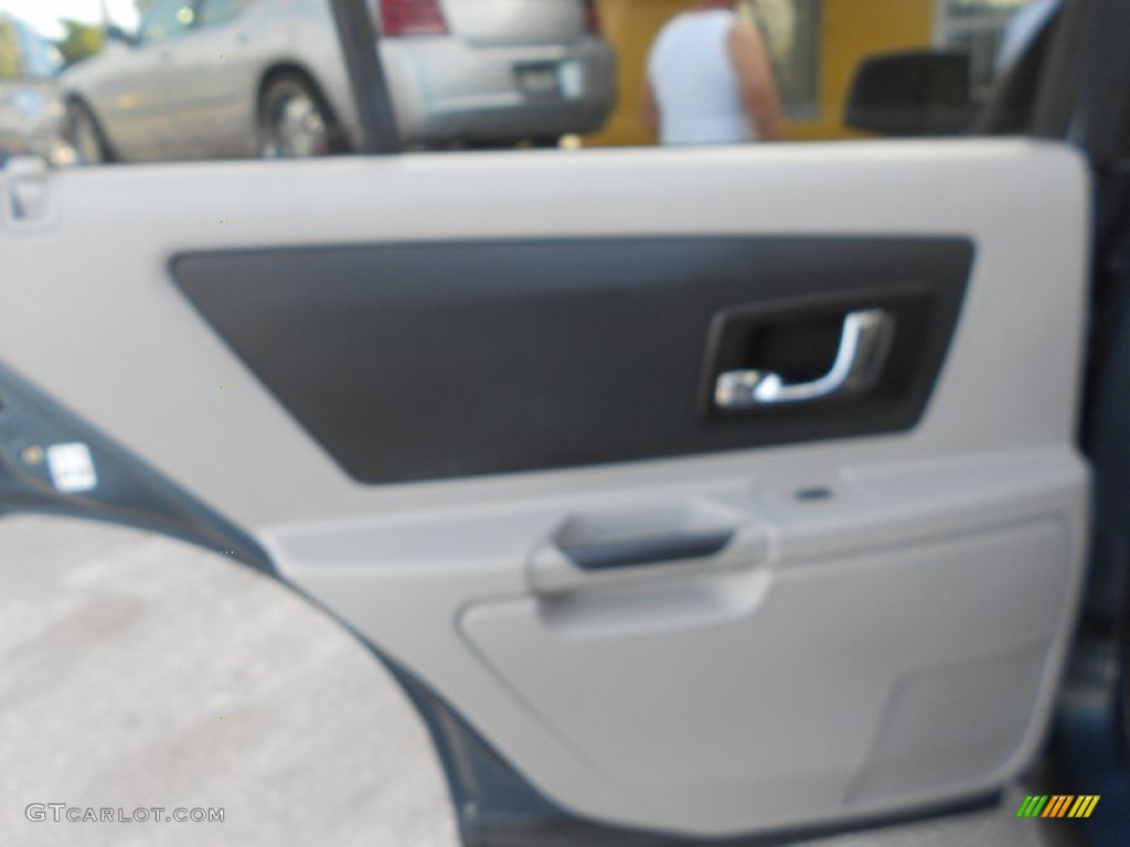 2006 SRX V6 - Stealth Gray / Cashmere photo #16