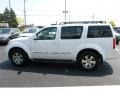 2008 Avalanche White Nissan Pathfinder LE 4x4  photo #4