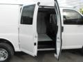 Summit White - Express 2500 Commercial Van Photo No. 17