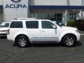 2008 Avalanche White Nissan Pathfinder LE 4x4  photo #8