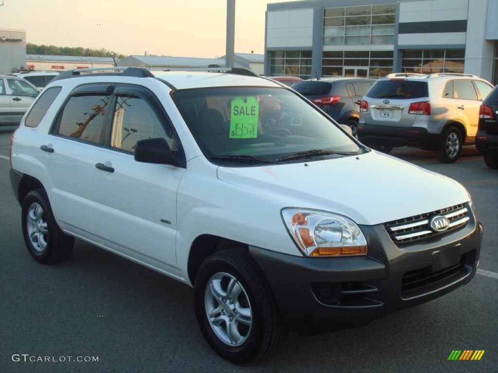 2007 Sportage LX V6 4WD - Clear White / Black photo #1