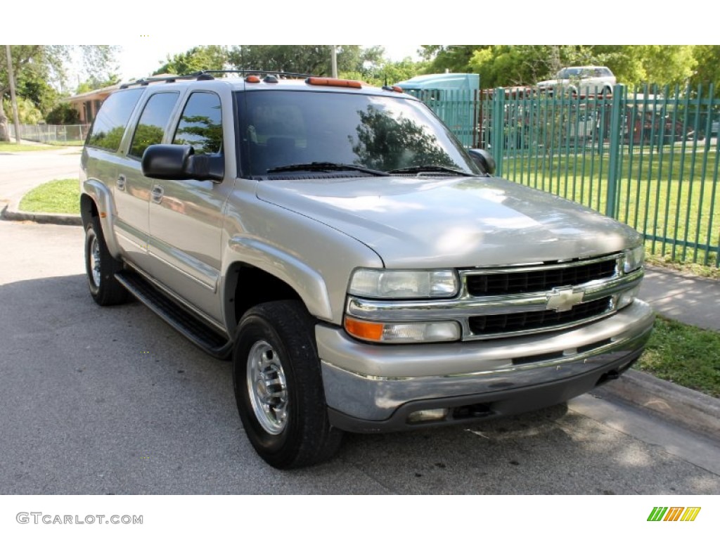 2004 Suburban K2500 LT 4x4 - Sandalwood Metallic / Gray/Dark Charcoal photo #2