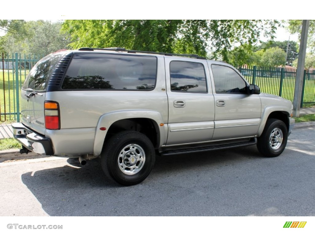 2004 Suburban K2500 LT 4x4 - Sandalwood Metallic / Gray/Dark Charcoal photo #8
