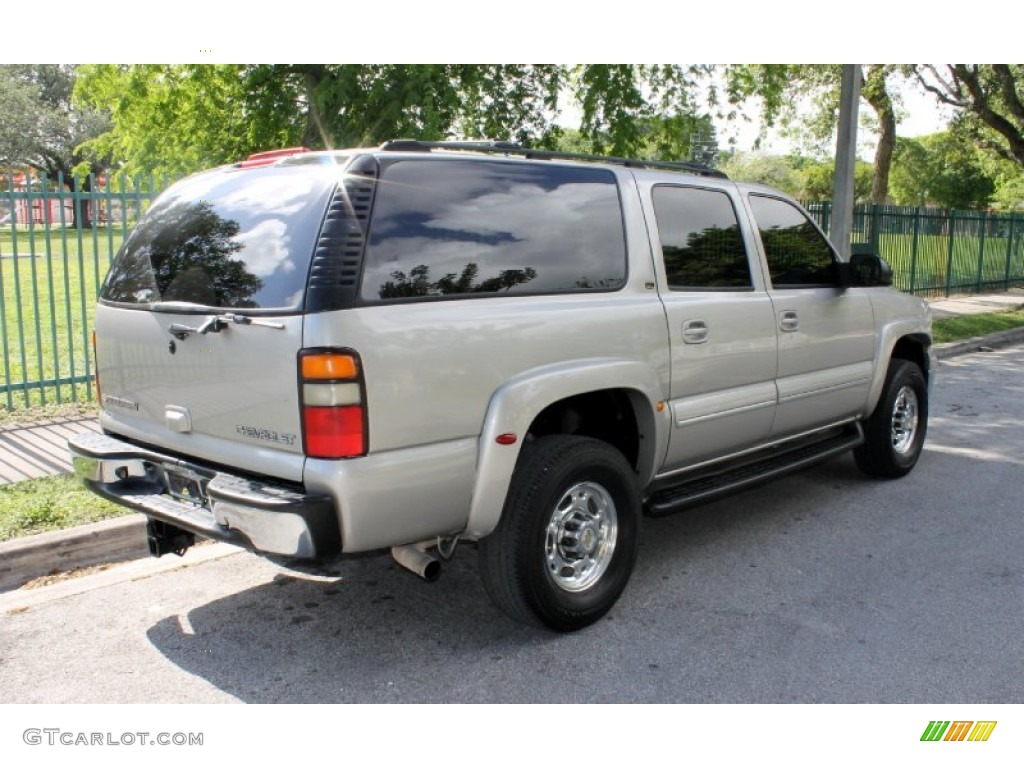 2004 Suburban K2500 LT 4x4 - Sandalwood Metallic / Gray/Dark Charcoal photo #10