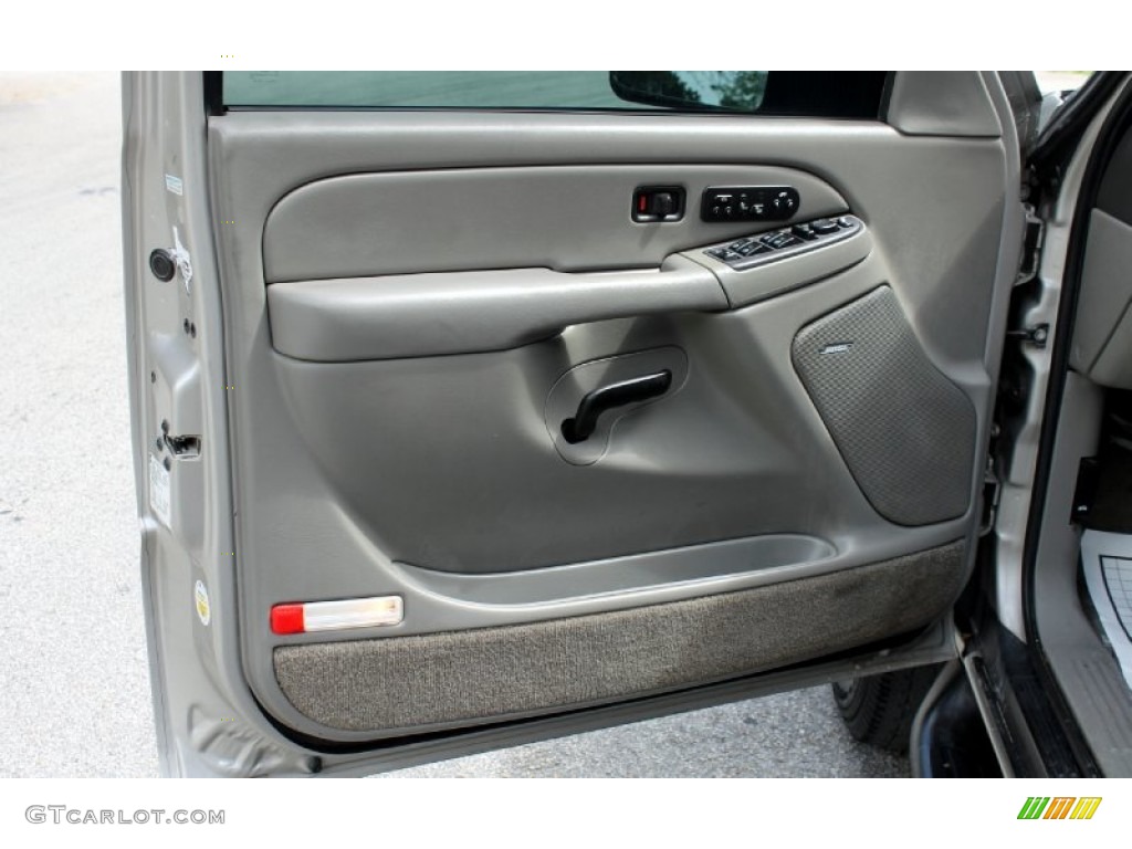 2004 Suburban K2500 LT 4x4 - Sandalwood Metallic / Gray/Dark Charcoal photo #23