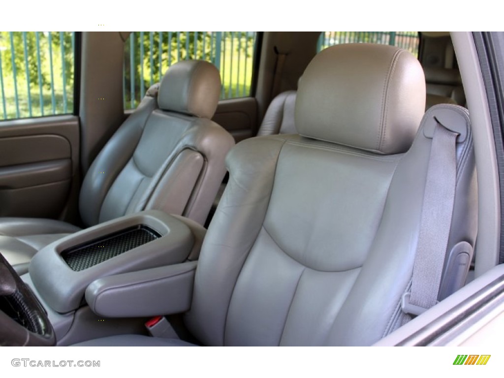 2004 Suburban K2500 LT 4x4 - Sandalwood Metallic / Gray/Dark Charcoal photo #41