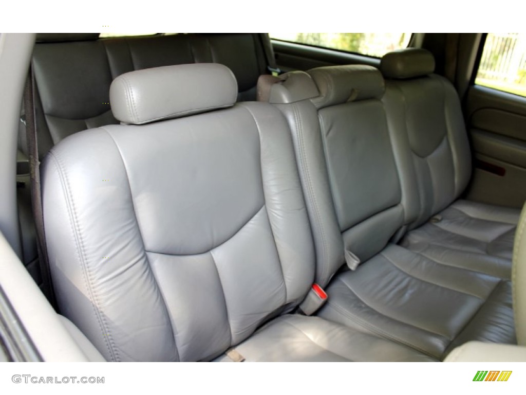 2004 Suburban K2500 LT 4x4 - Sandalwood Metallic / Gray/Dark Charcoal photo #48