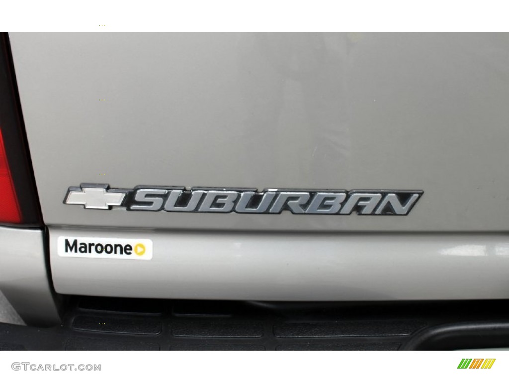 2004 Suburban K2500 LT 4x4 - Sandalwood Metallic / Gray/Dark Charcoal photo #74
