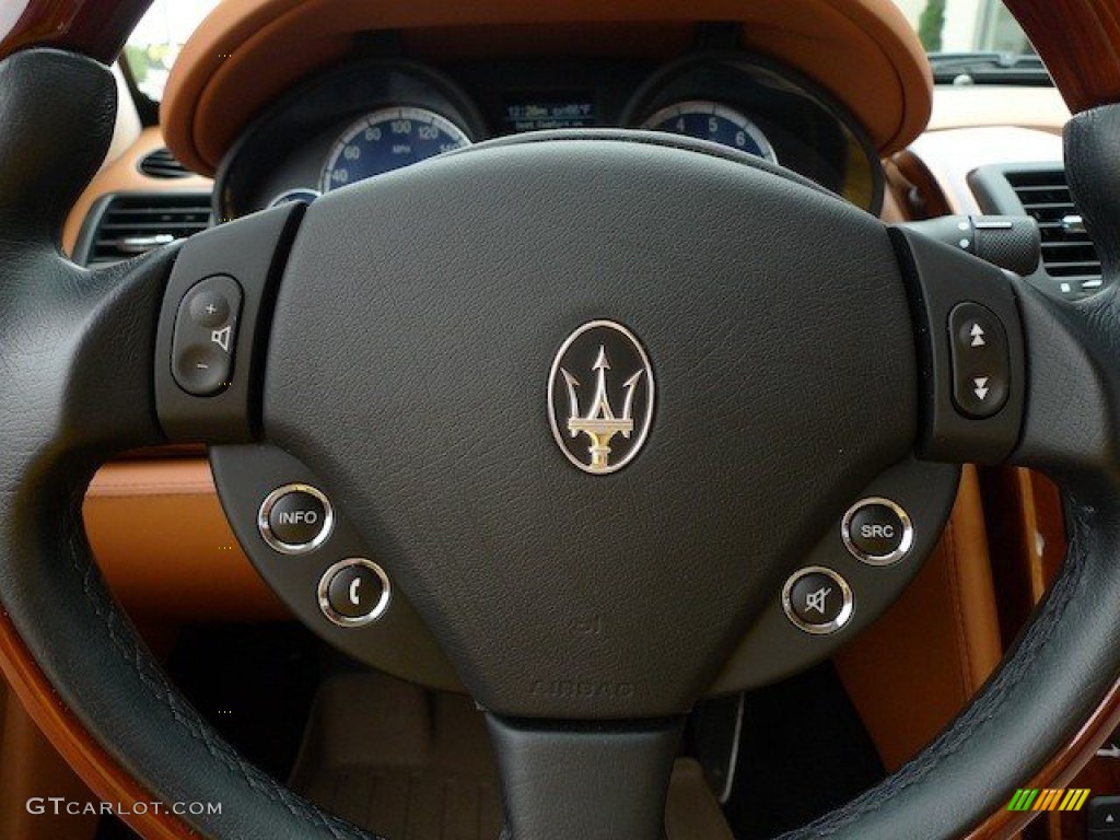 2007 Maserati Quattroporte Standard Quattroporte Model Controls Photo #64792488