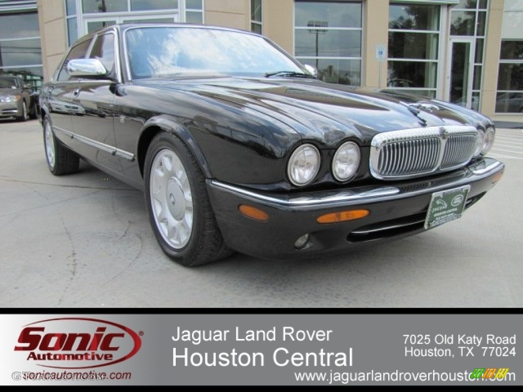 2001 XJ Vanden Plas Supercharged - Black / Charcoal photo #1