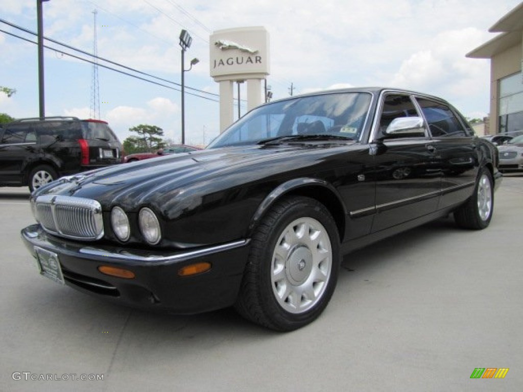 2001 XJ Vanden Plas Supercharged - Black / Charcoal photo #5