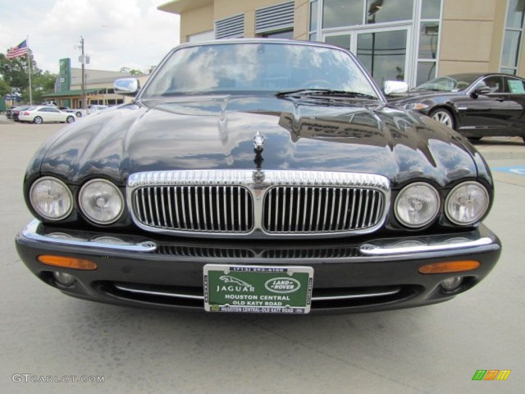 2001 XJ Vanden Plas Supercharged - Black / Charcoal photo #6