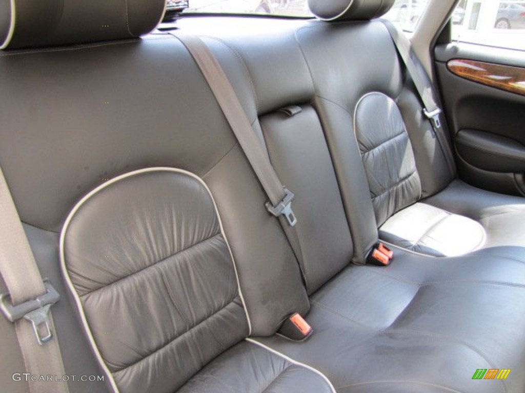 2001 XJ Vanden Plas Supercharged - Black / Charcoal photo #27