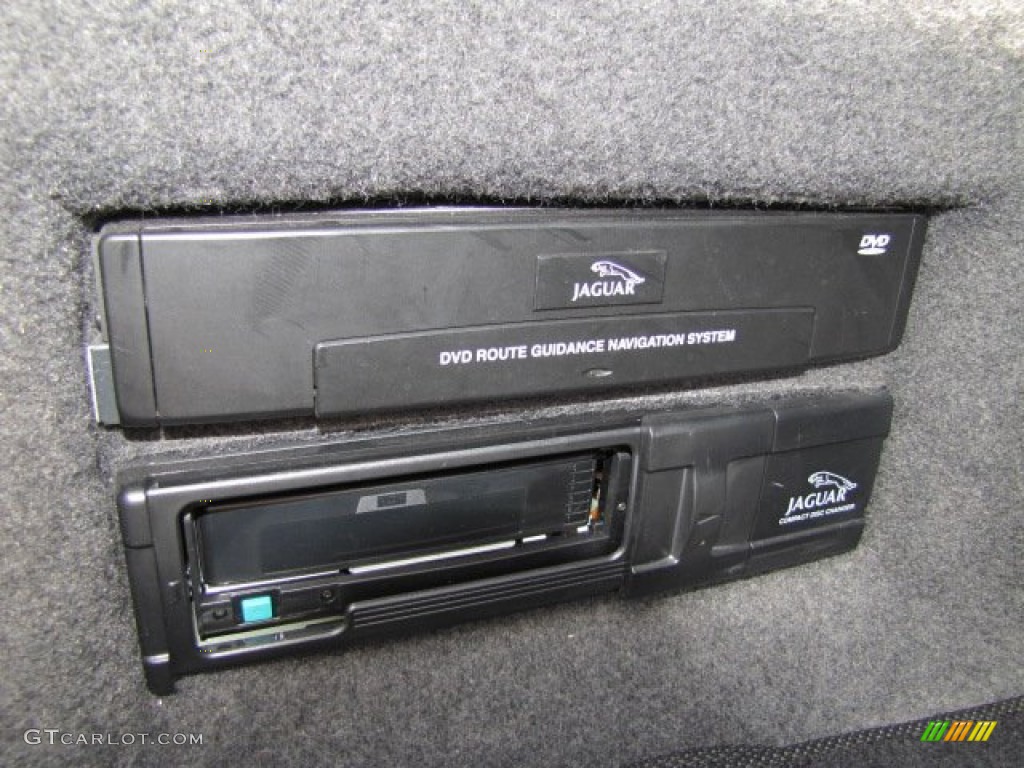 2001 XJ Vanden Plas Supercharged - Black / Charcoal photo #29
