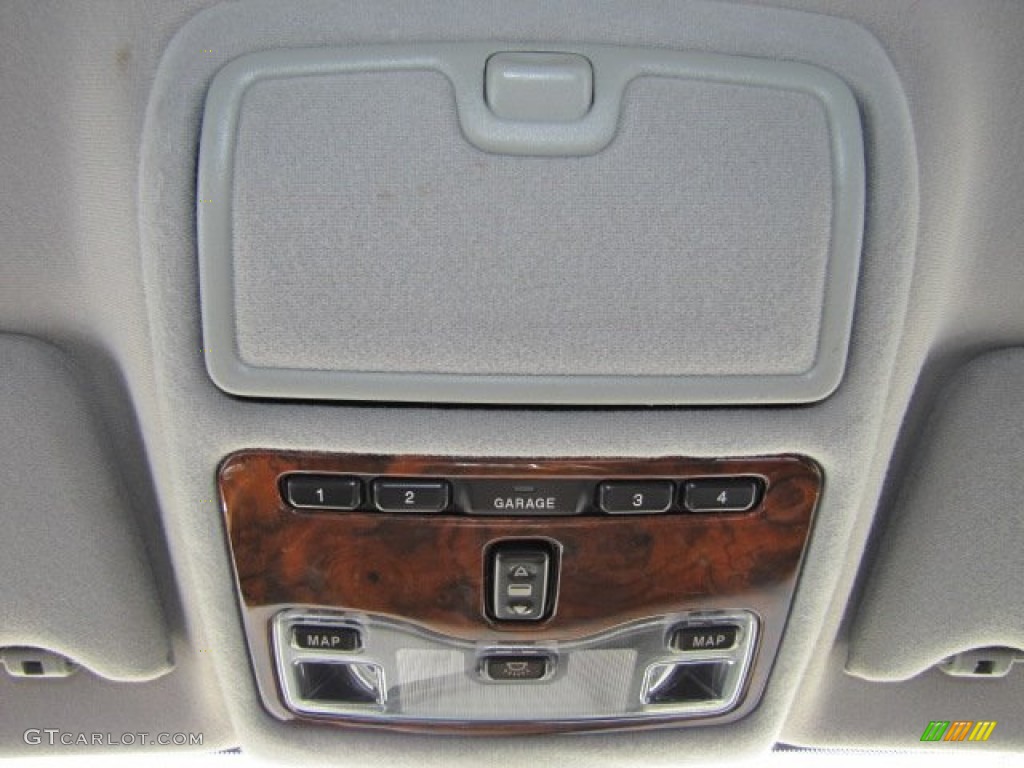 2001 XJ Vanden Plas Supercharged - Black / Charcoal photo #38